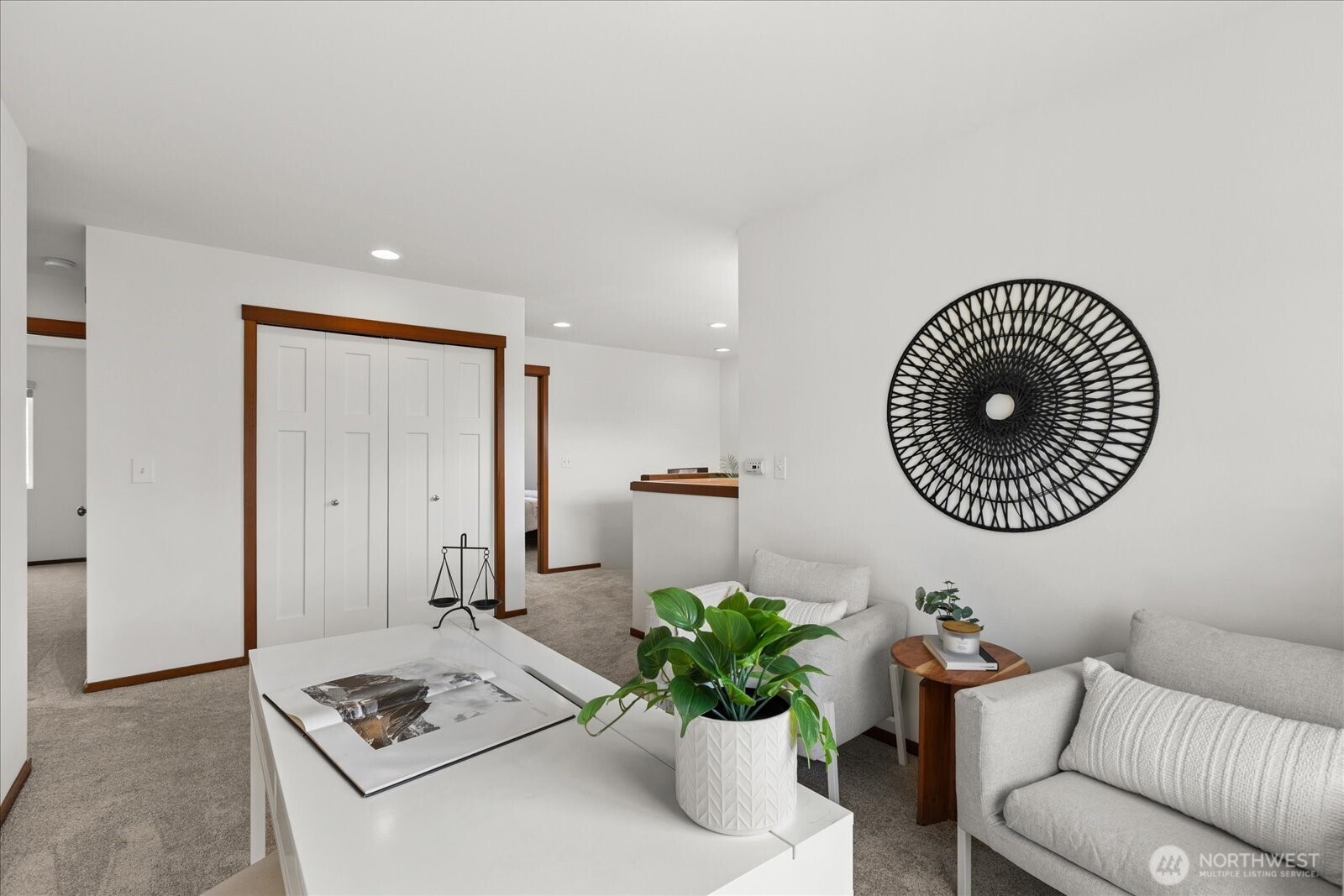 10051 2nd Place Property Photo 21