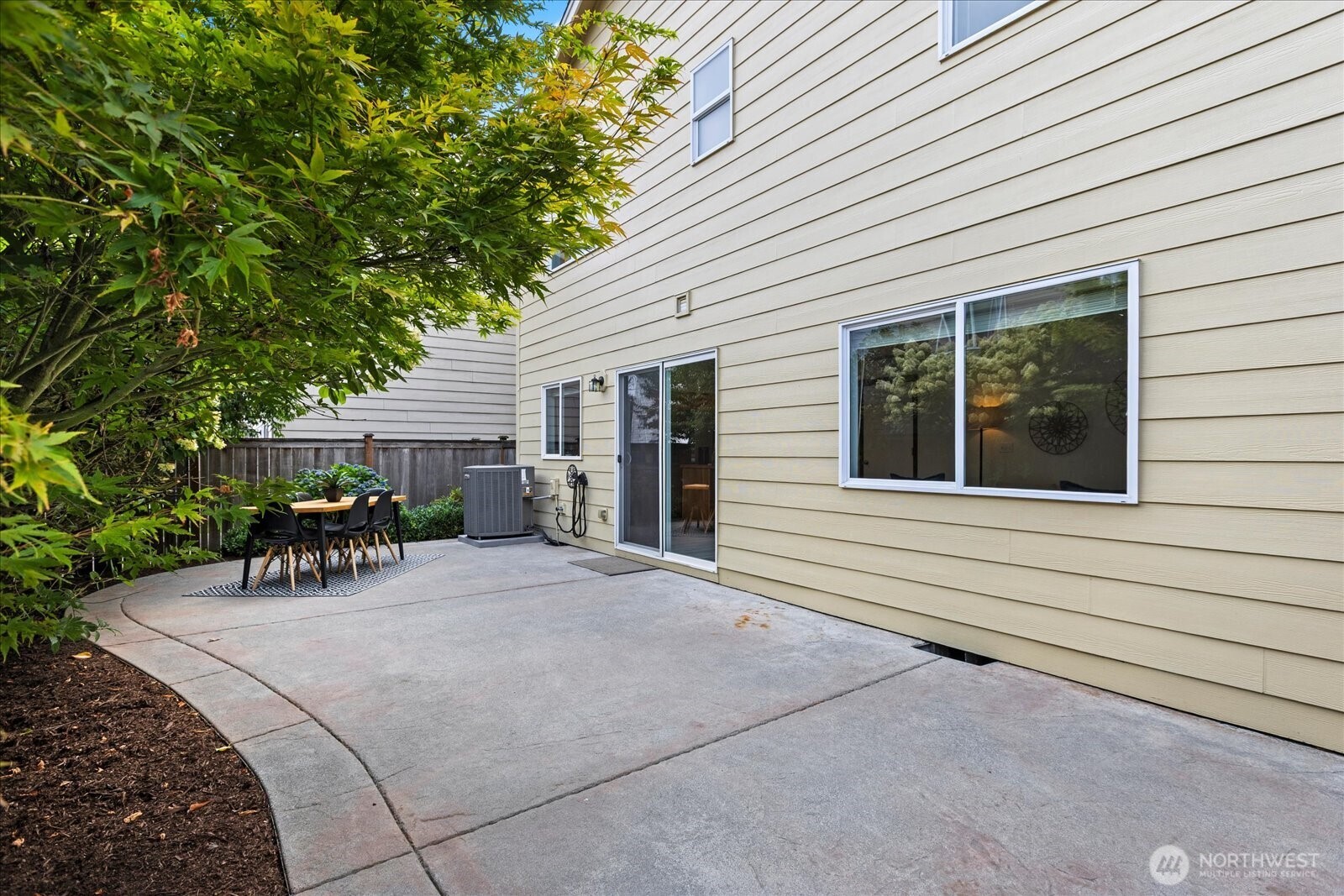 10051 2nd Place Property Photo 31