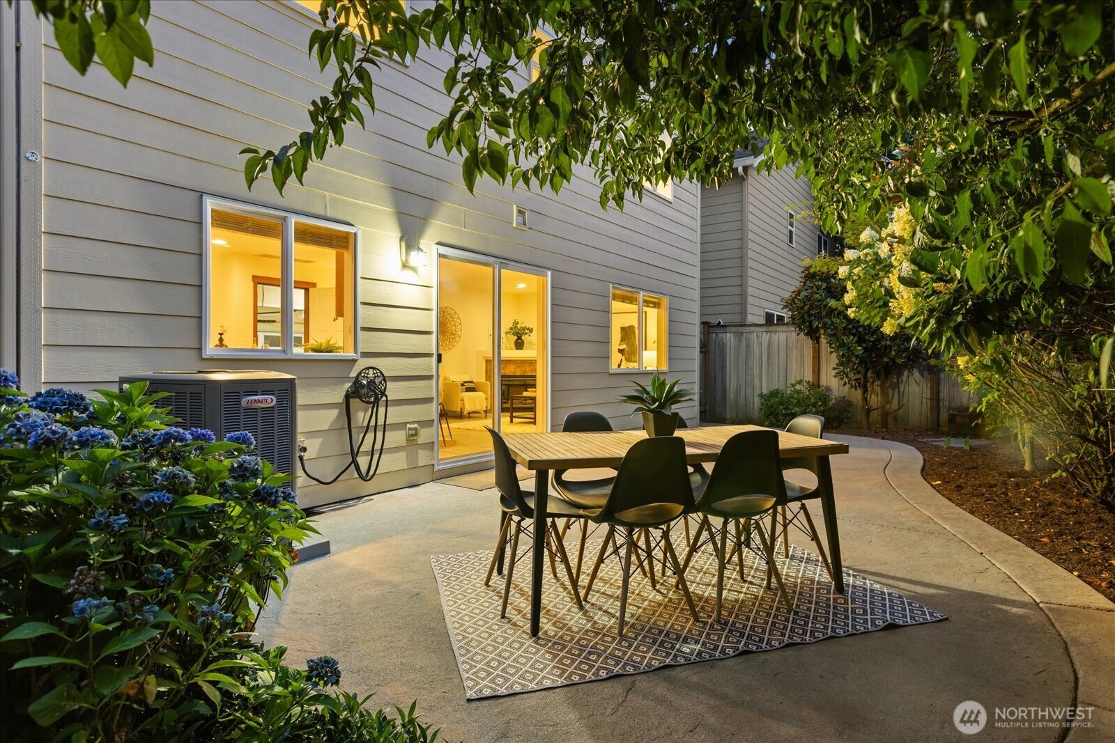 10051 2nd Place Property Photo 38