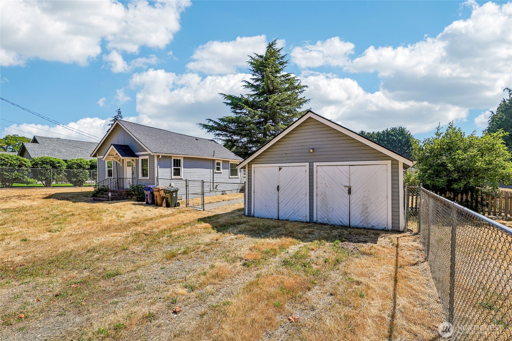 6925 52nd Avenue Property Photo 9