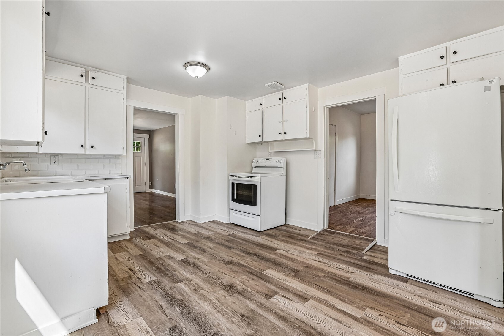 6925 52nd Avenue Property Photo 17