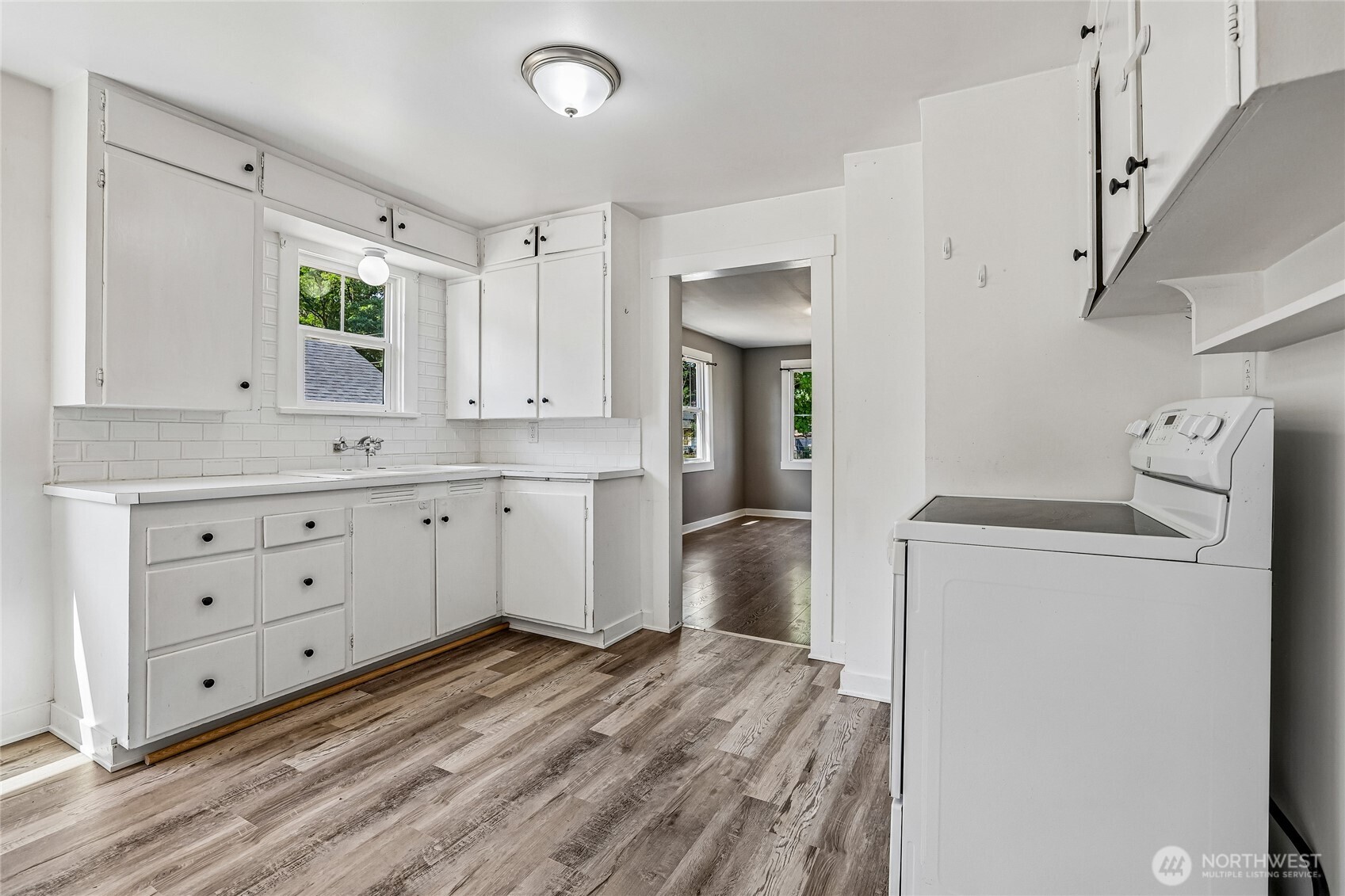 6925 52nd Avenue Property Photo 18