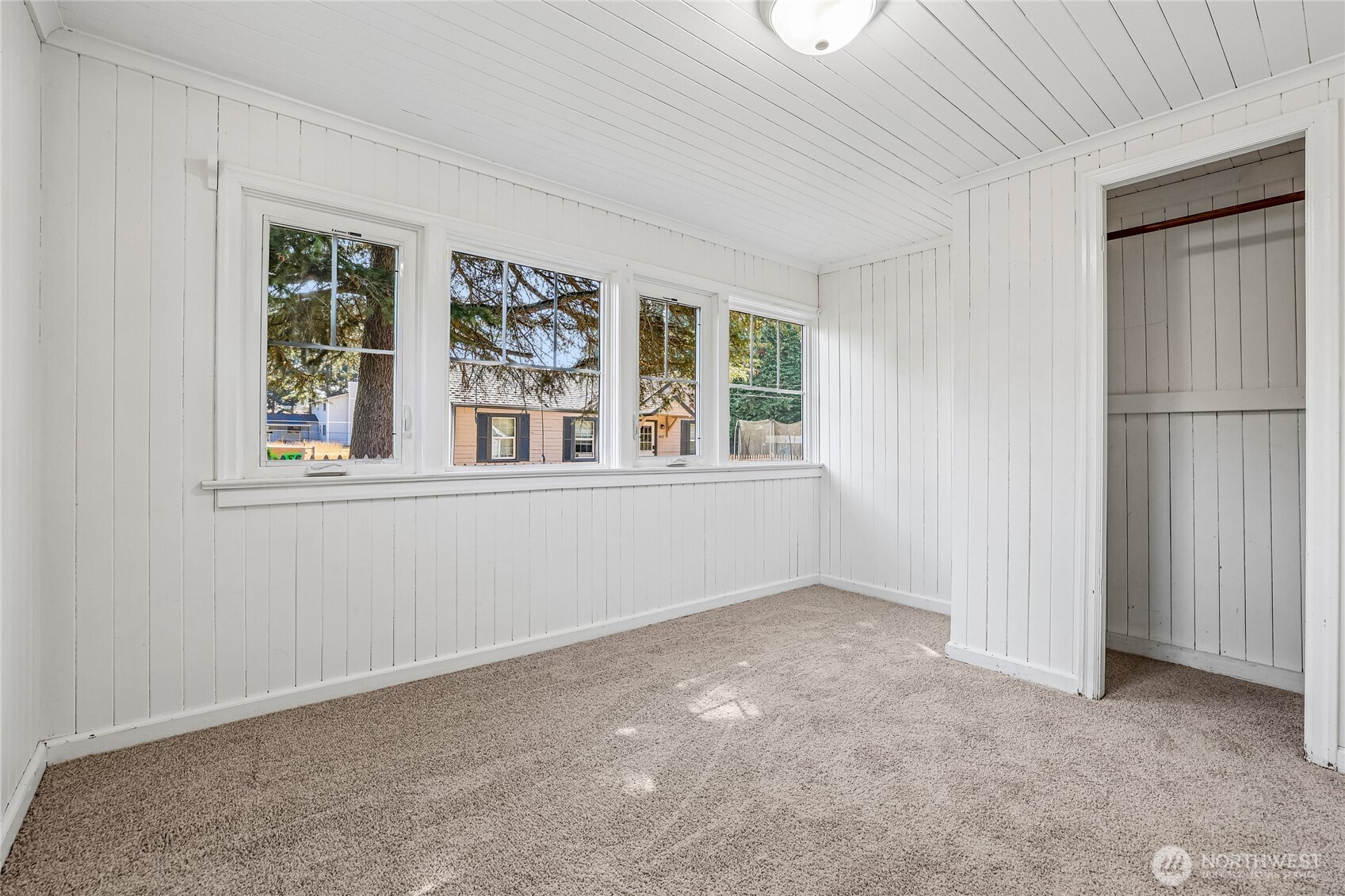 6925 52nd Avenue Property Photo 23