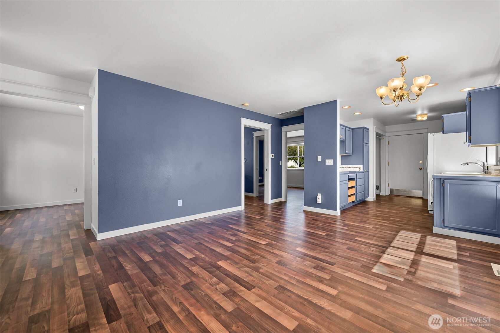 5663 Rosemary Avenue Property Photo 8