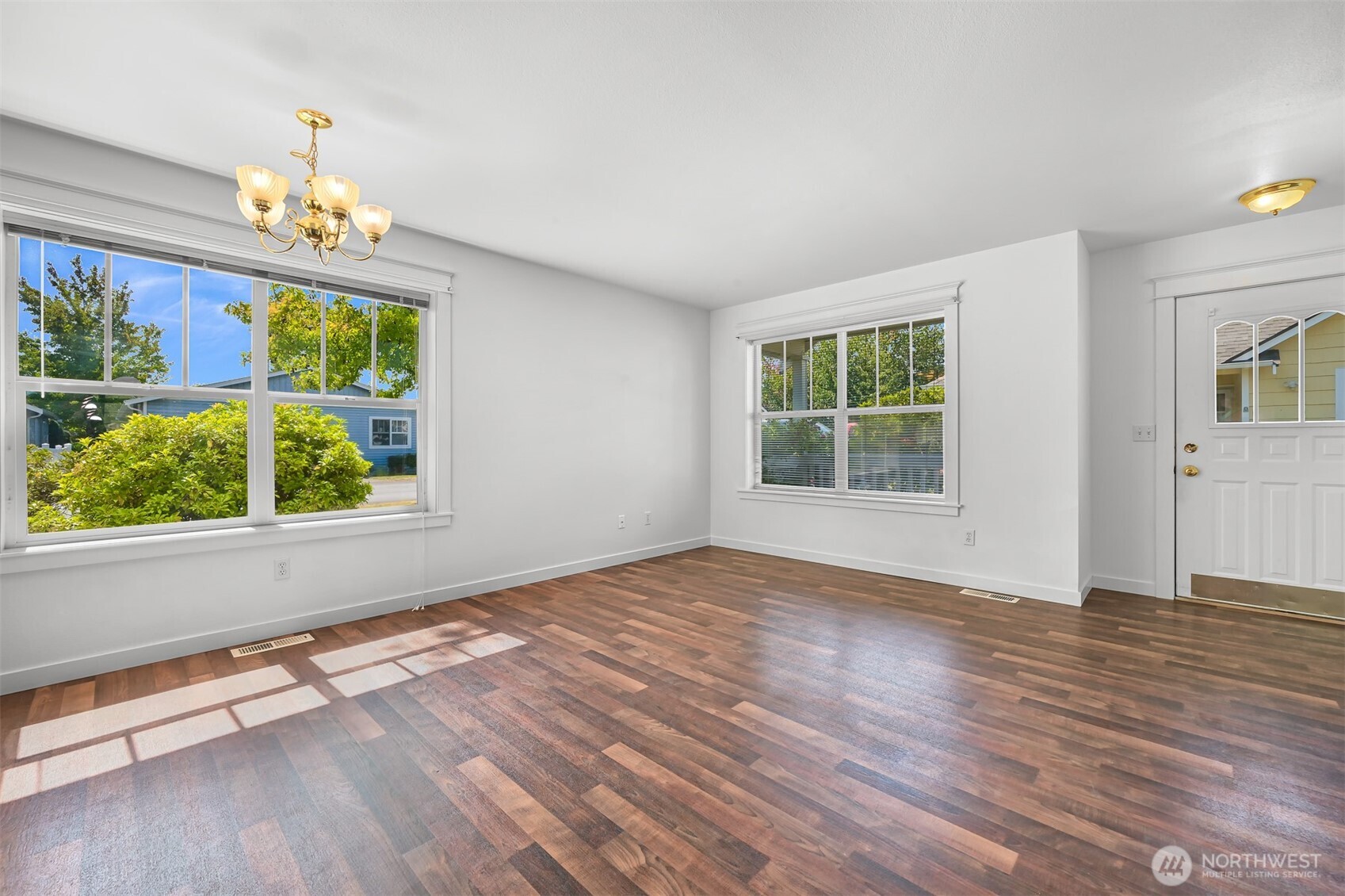 5663 Rosemary Avenue Property Photo 10