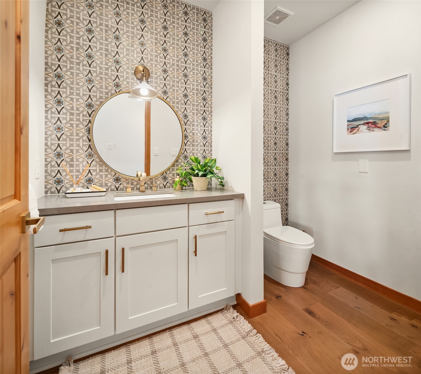 2542 E State Route 302 Property Photo 14