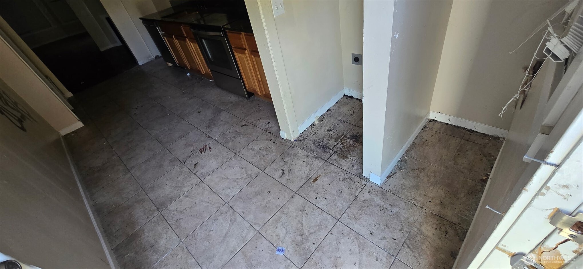 1220 Yakima Avenue Property Photo 3