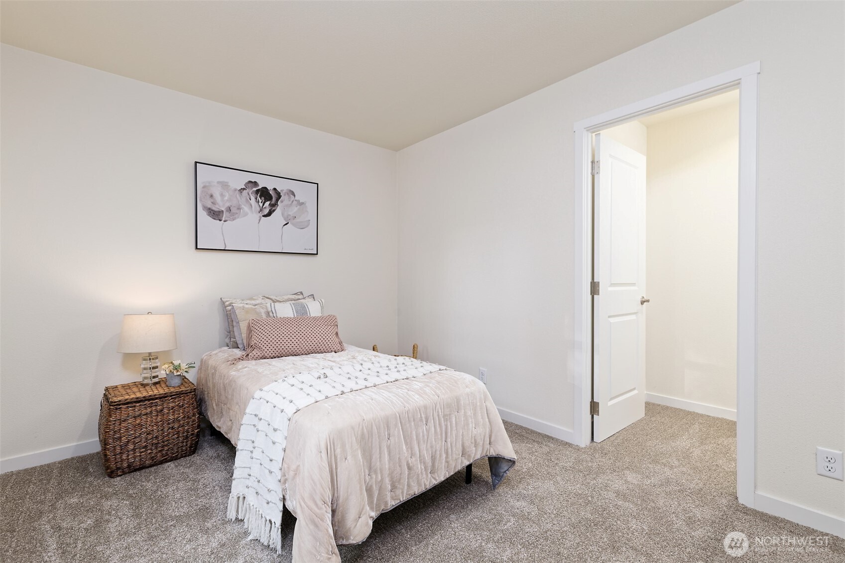201 E Alderney Street Property Photo 21