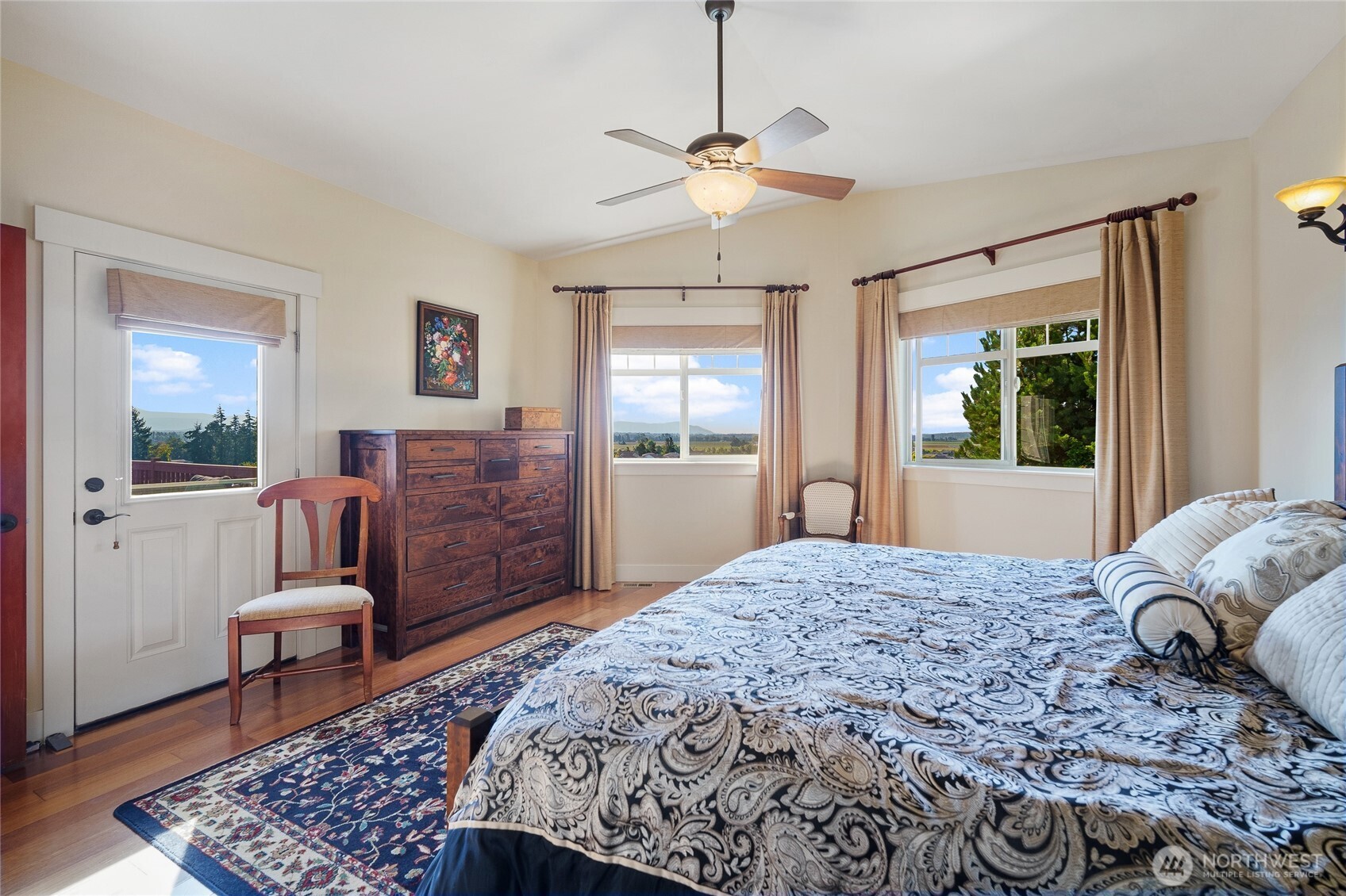 5675 Meadow View Court Property Photo 15