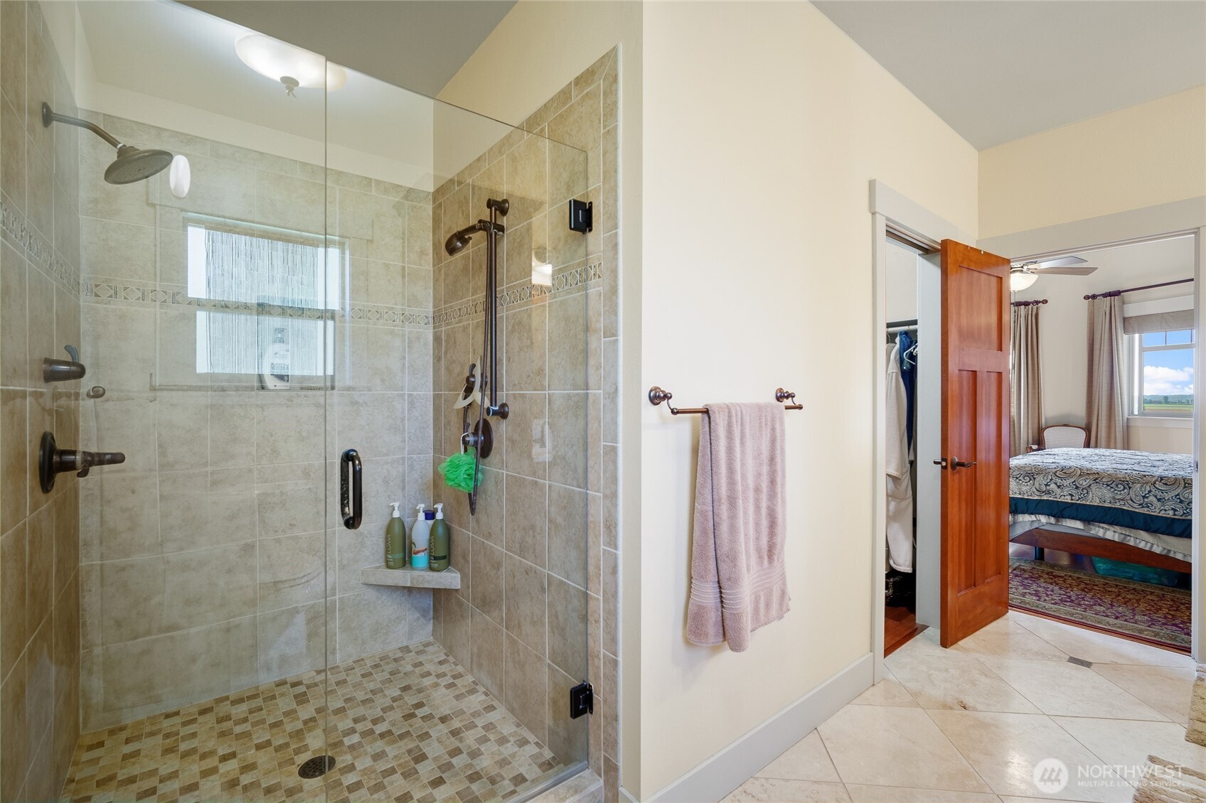 5675 Meadow View Court Property Photo 17