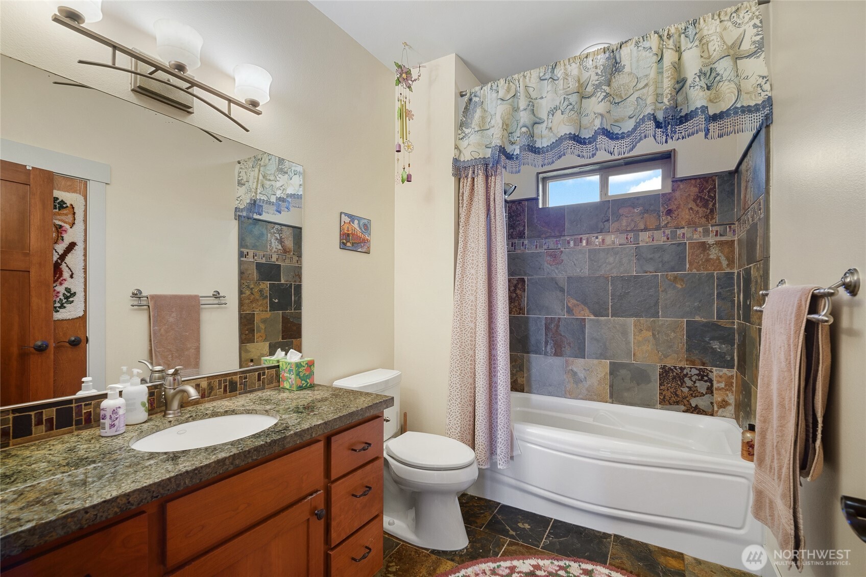5675 Meadow View Court Property Photo 21