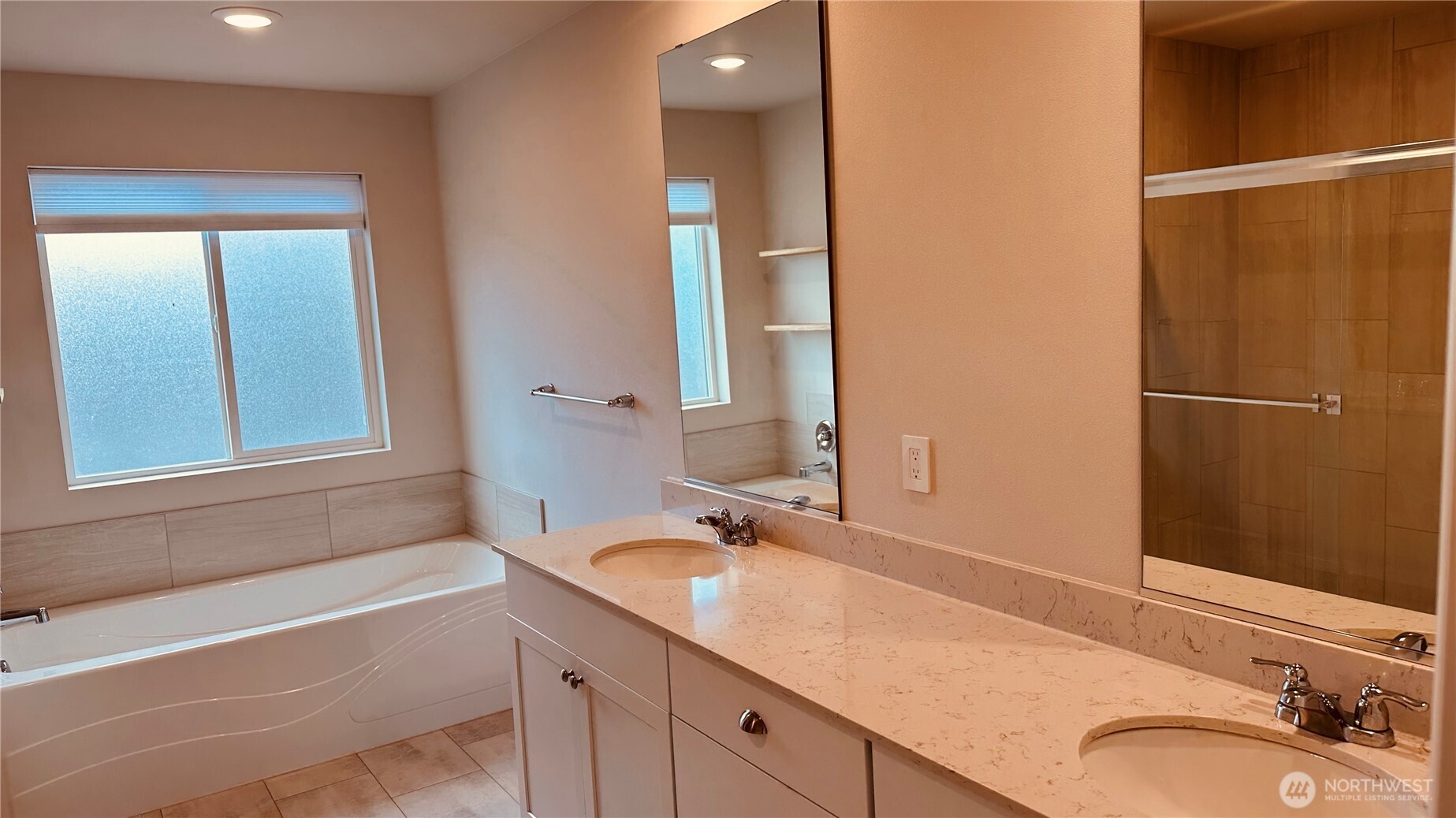 28400 83rd Drive Property Photo 18