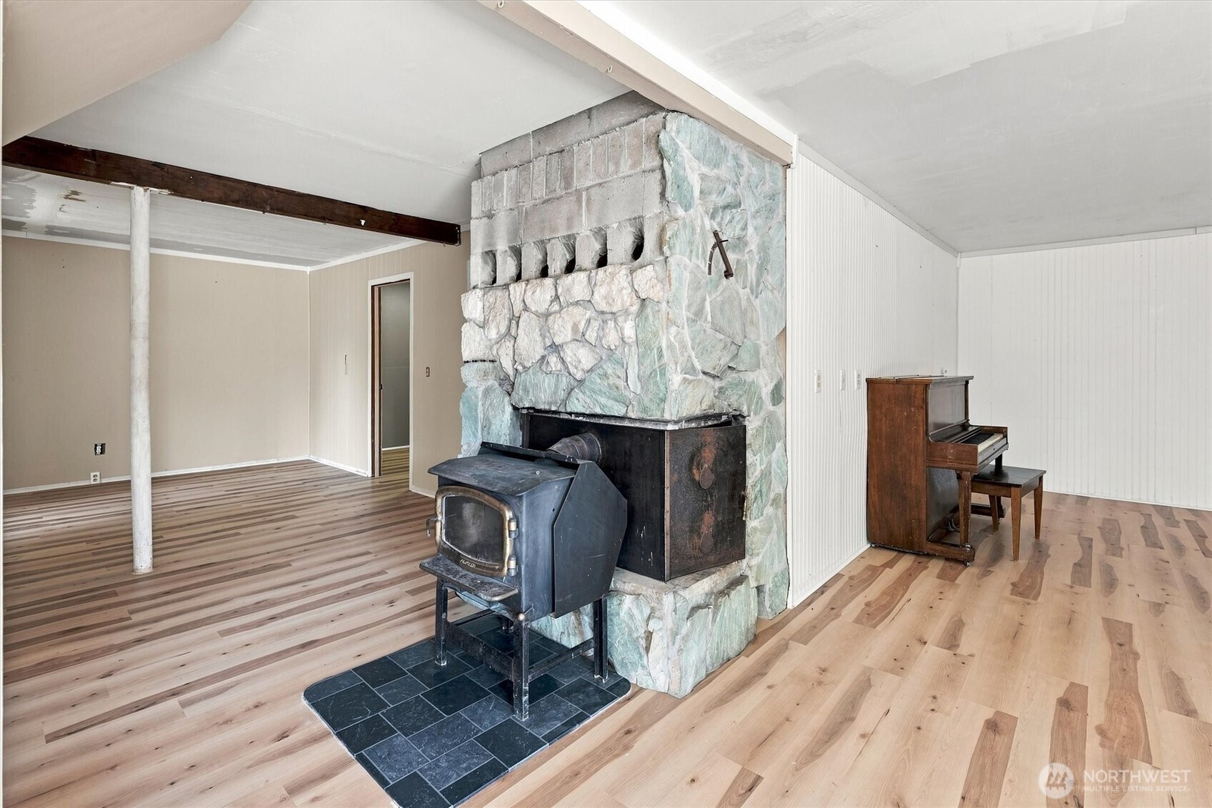 205 N Maple Hill Road Property Photo 17