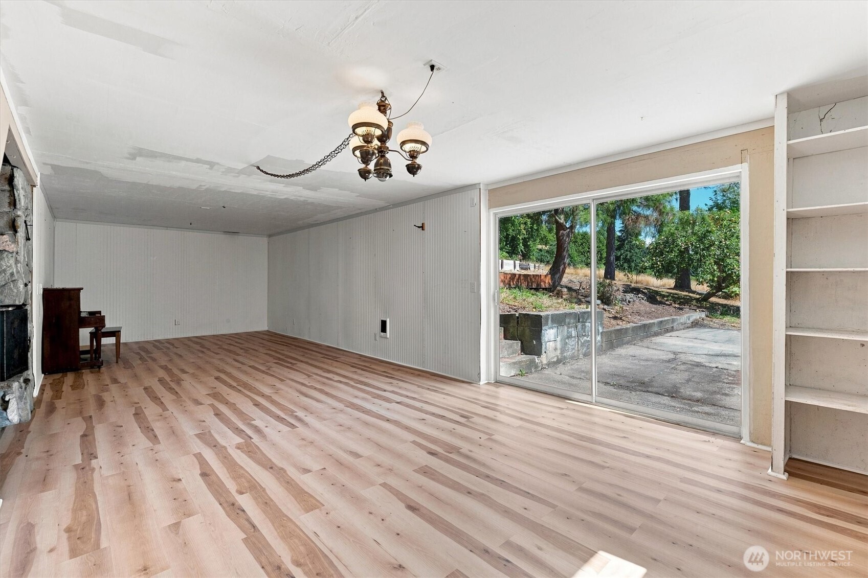 205 N Maple Hill Road Property Photo 18