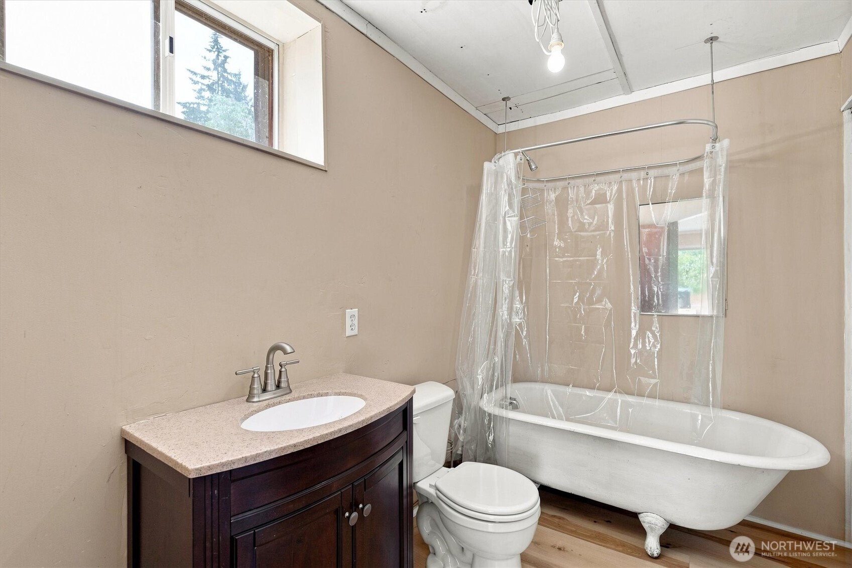 205 N Maple Hill Road Property Photo 24