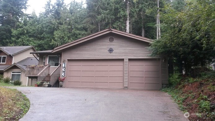 133 Polo Park Drive Property Photo 1