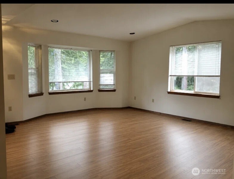 133 Polo Park Drive Property Photo 3