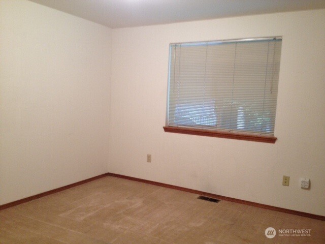 133 Polo Park Drive Property Photo 5