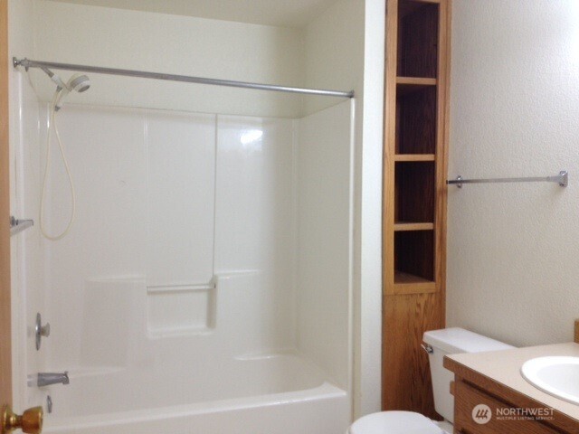 133 Polo Park Drive Property Photo 9