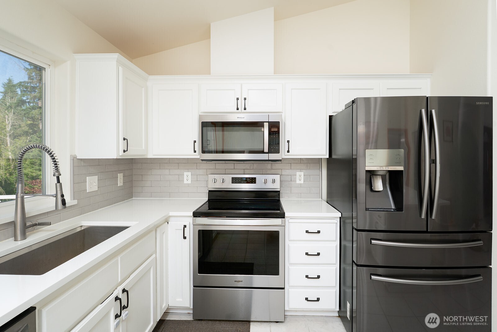 27707 130th Place Property Photo 8