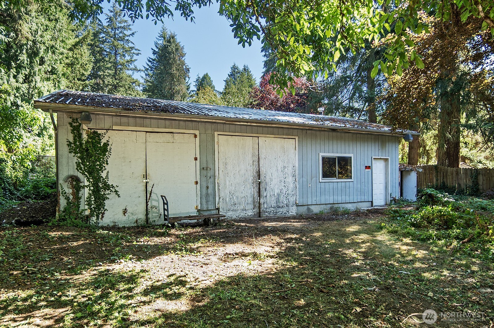 17552 Ballinger Way Property Photo 26