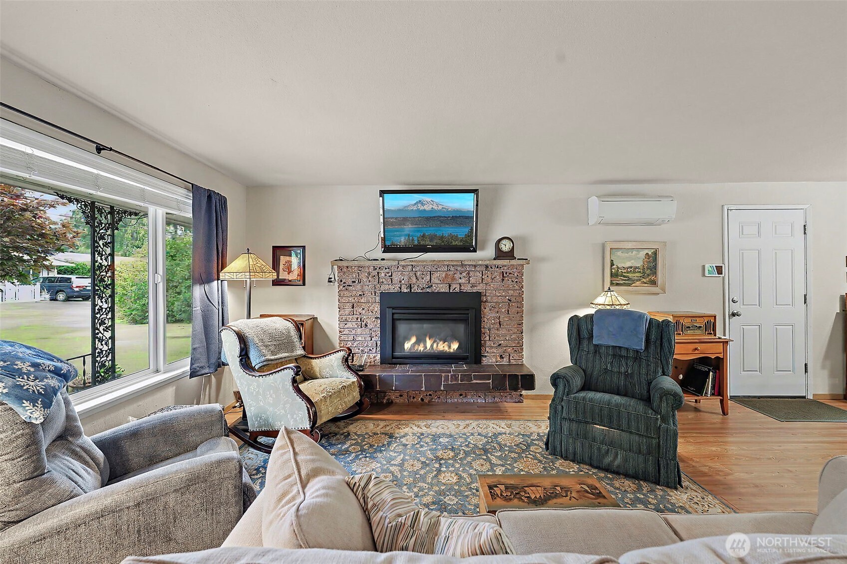 2016 Sycamore Street Property Photo 6