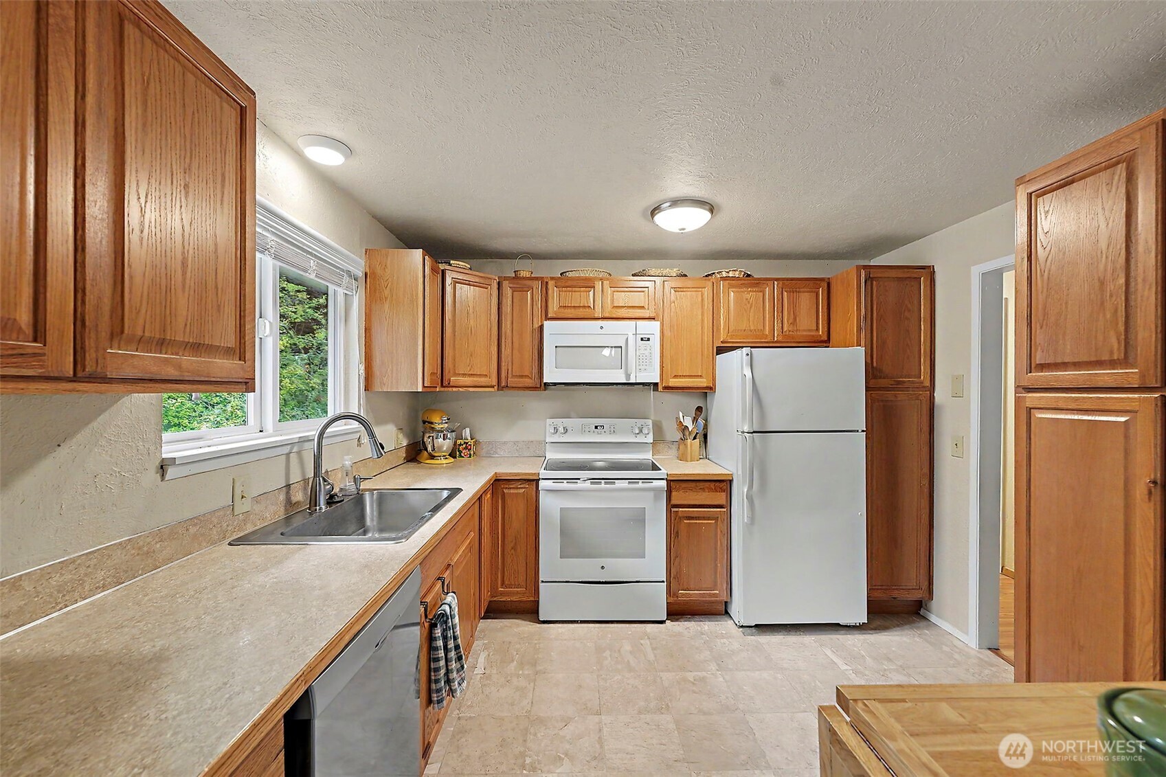 2016 Sycamore Street Property Photo 13