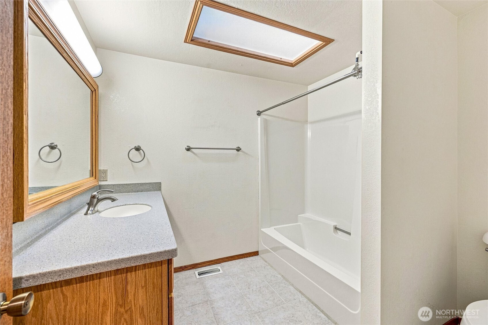 3822 Gala Loop Property Photo 23