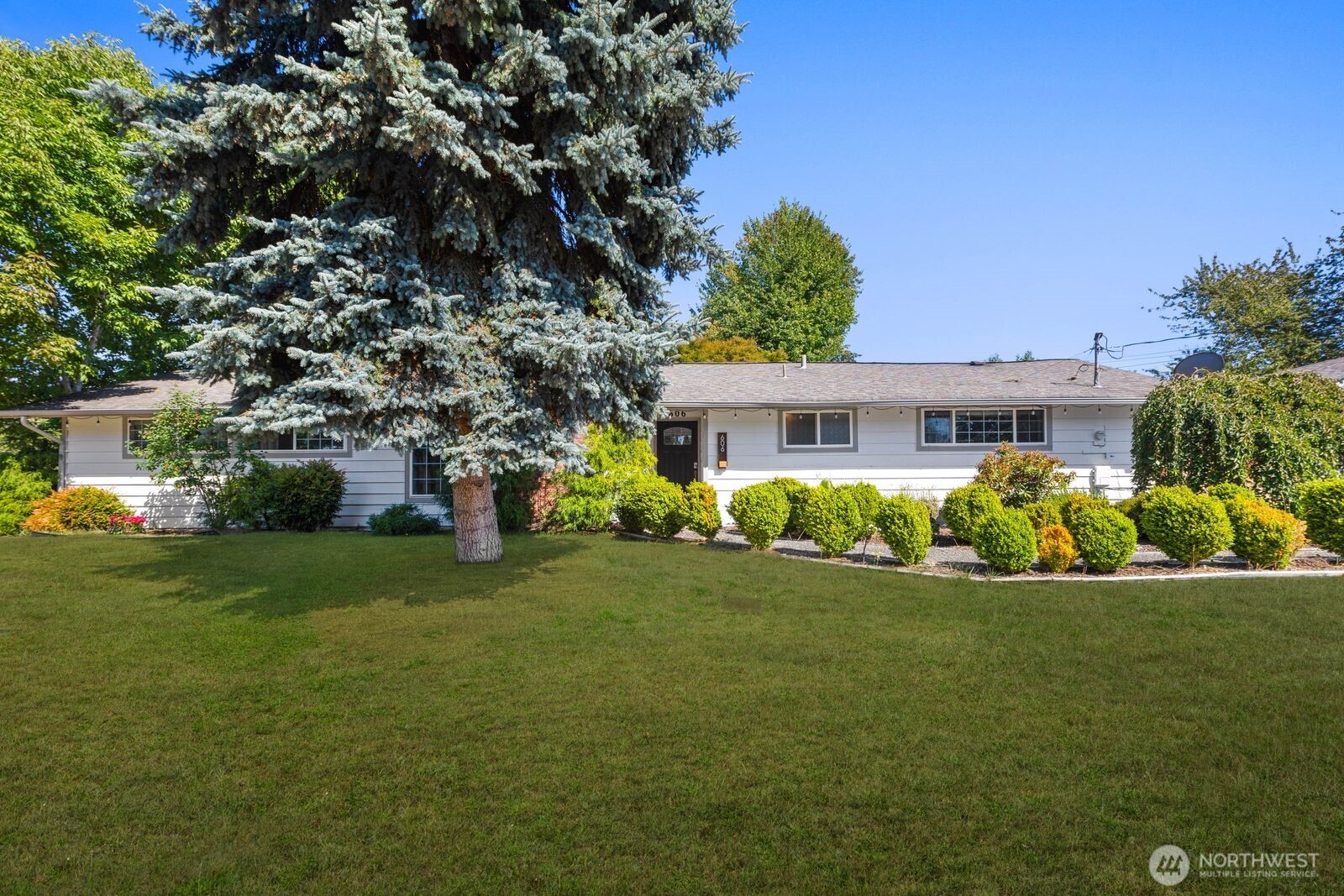 606 Crest Avenue Property Photo 4