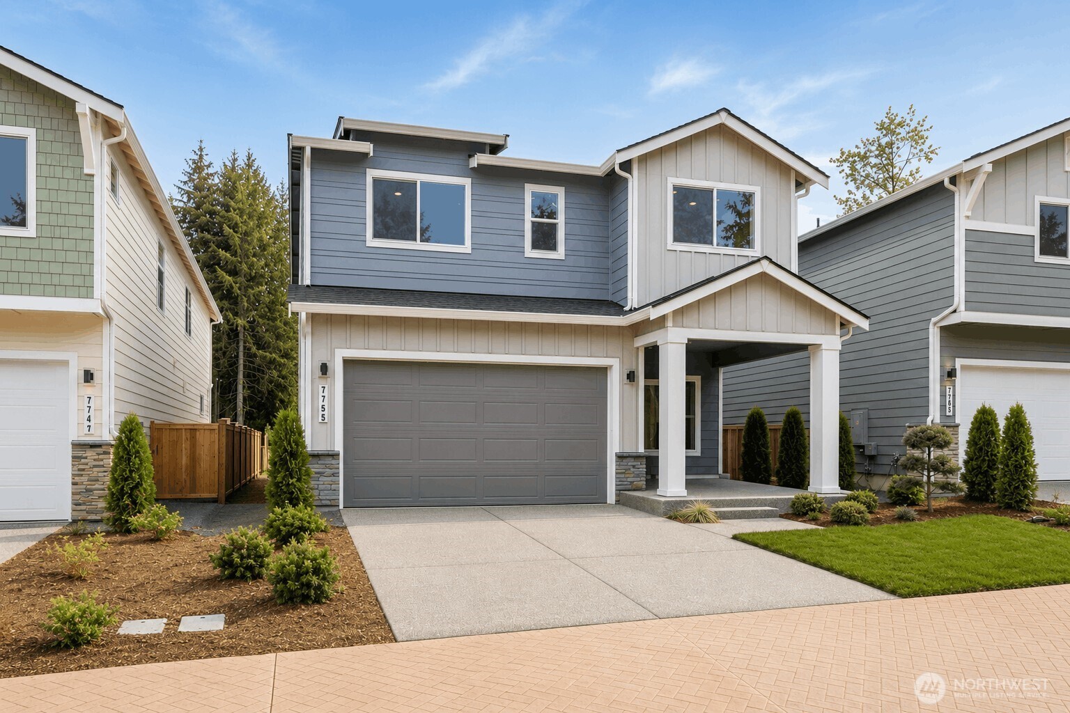 7755 42nd Place Property Photo 2
