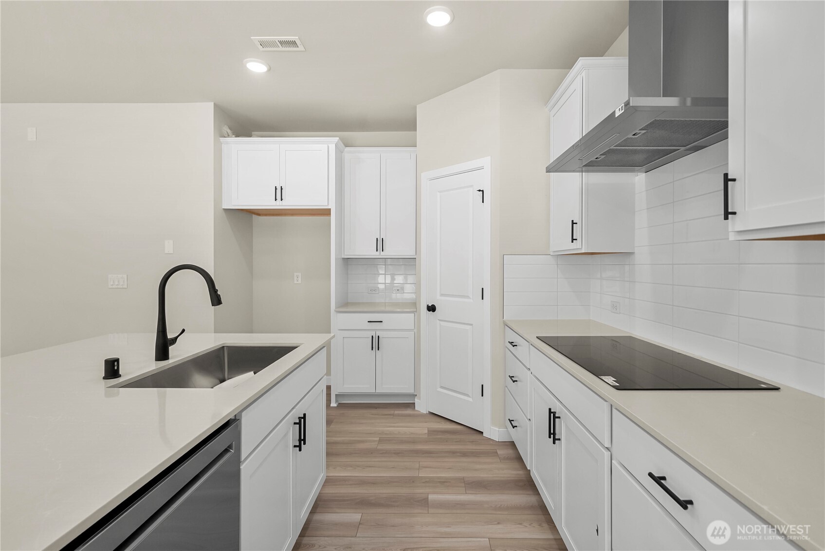 7755 42nd Place Property Photo 14