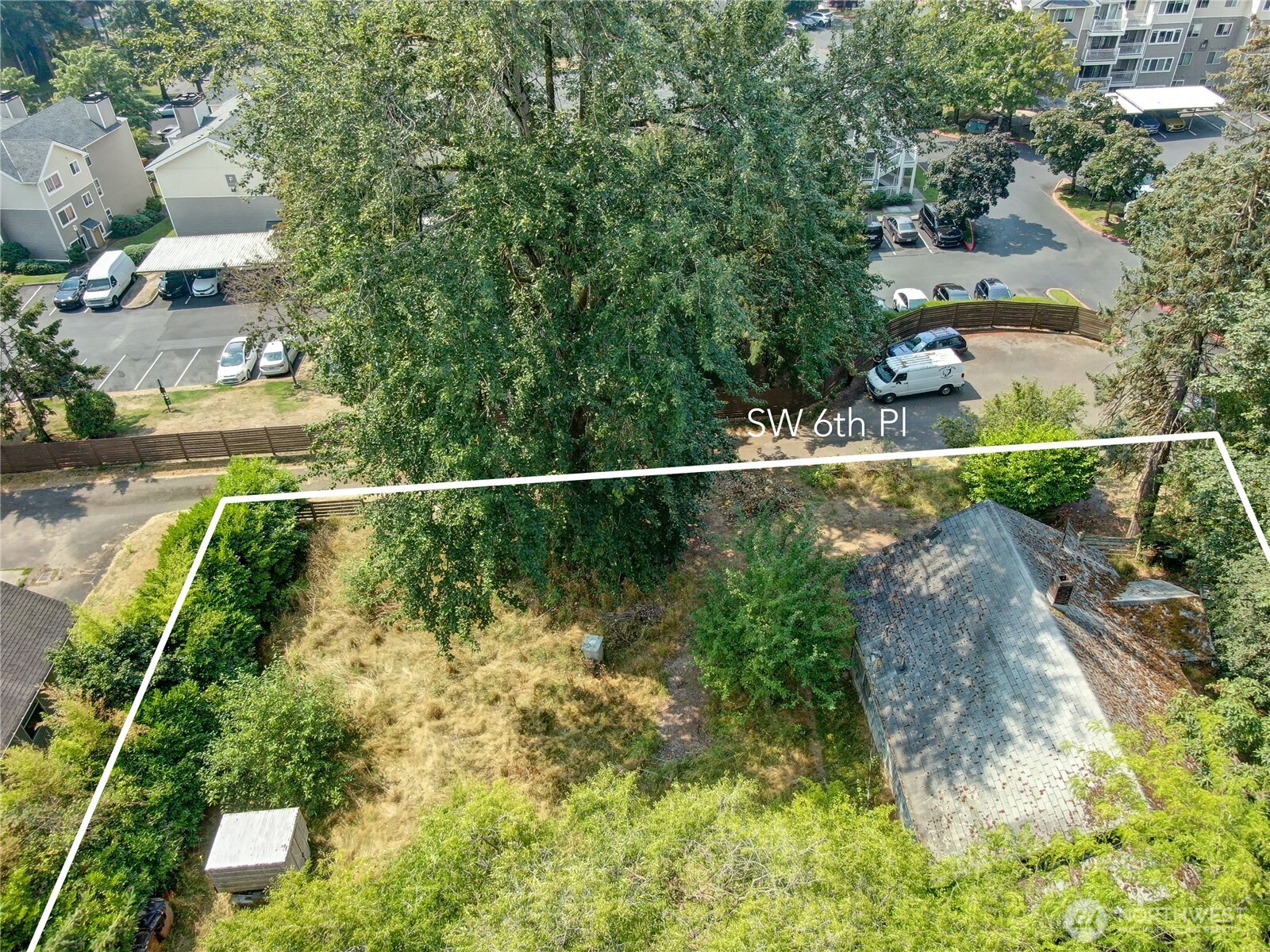 701 Sw Sunset Blvd Property Photo 5
