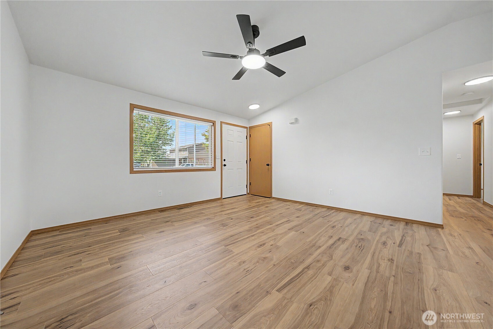 513 Monarch Street Property Photo 7
