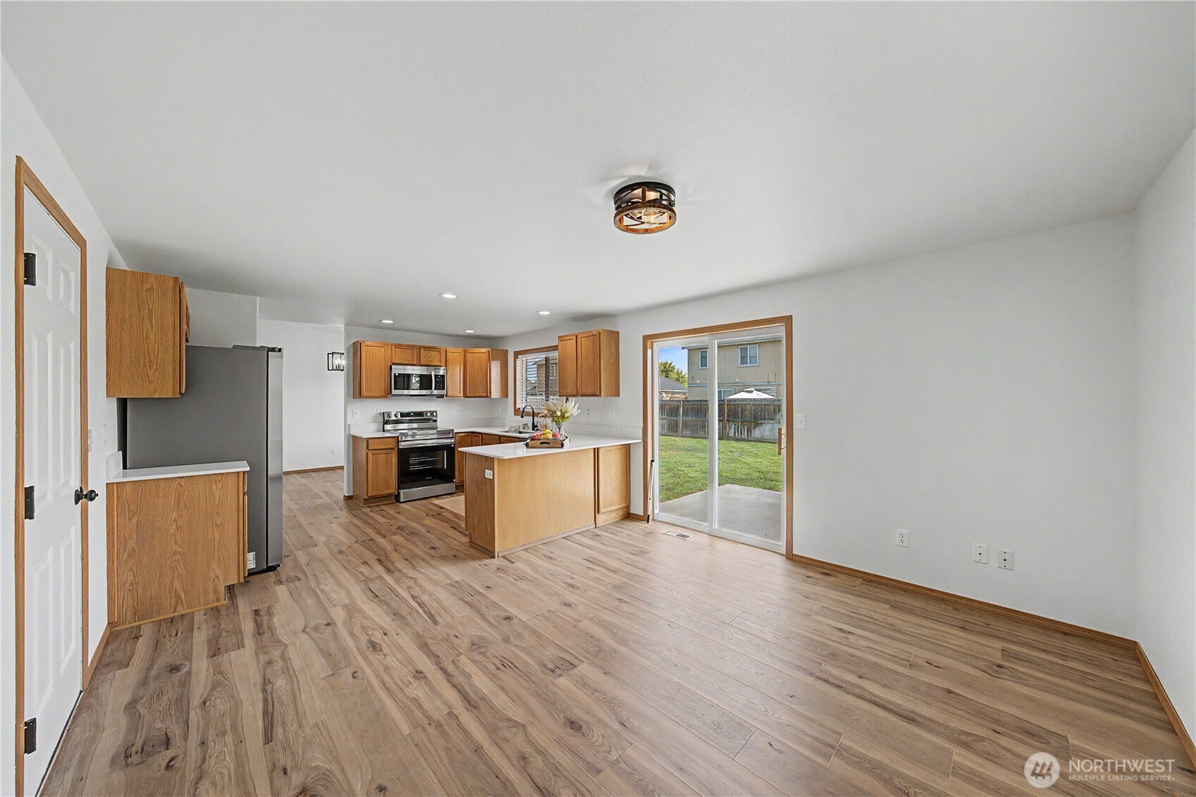 513 Monarch Street Property Photo 15