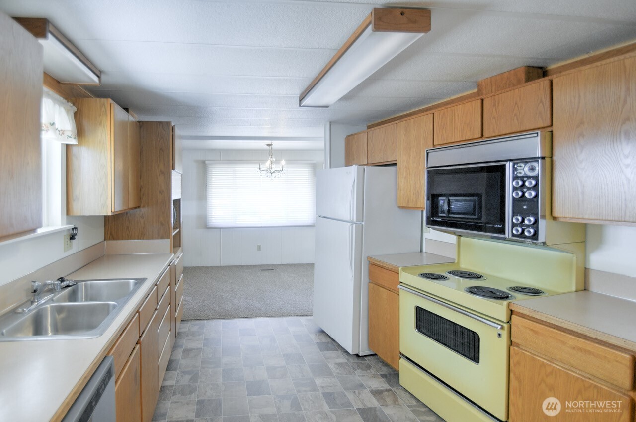 1841 Trosper Road 2 Property Photo 3
