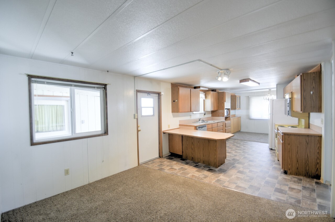 1841 Trosper Road 2 Property Photo 6