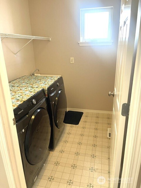 1506 225th Place Property Photo 16