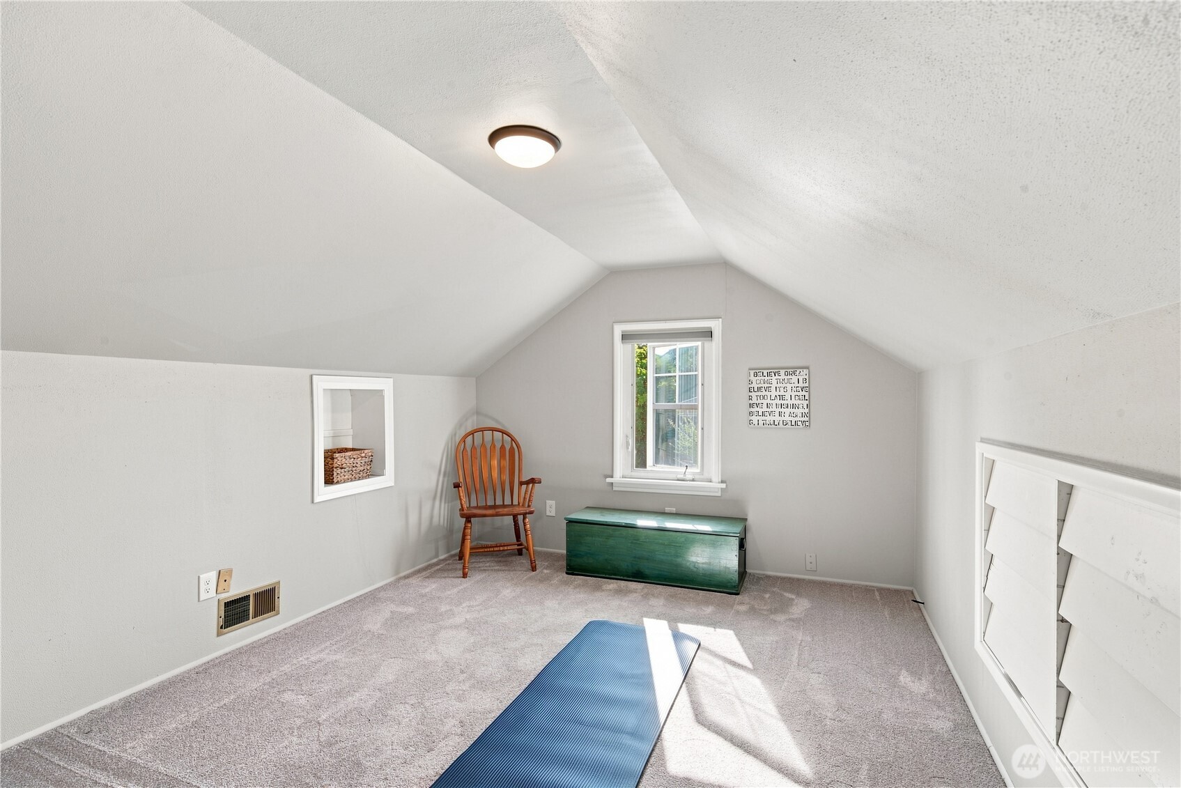 4626 N 13th Street Property Photo 20