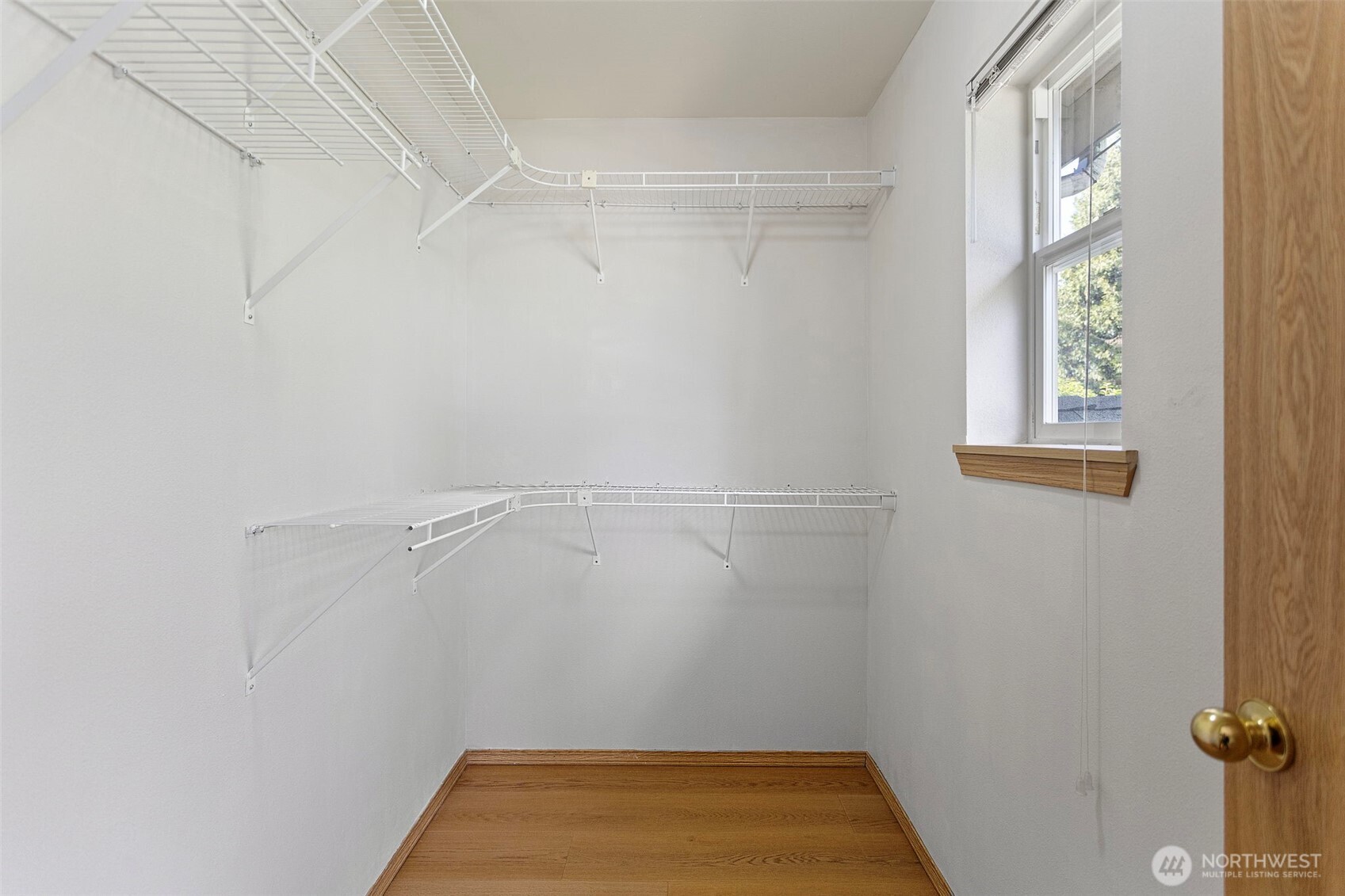 15815 Admiralty Way D-4 Property Photo 10
