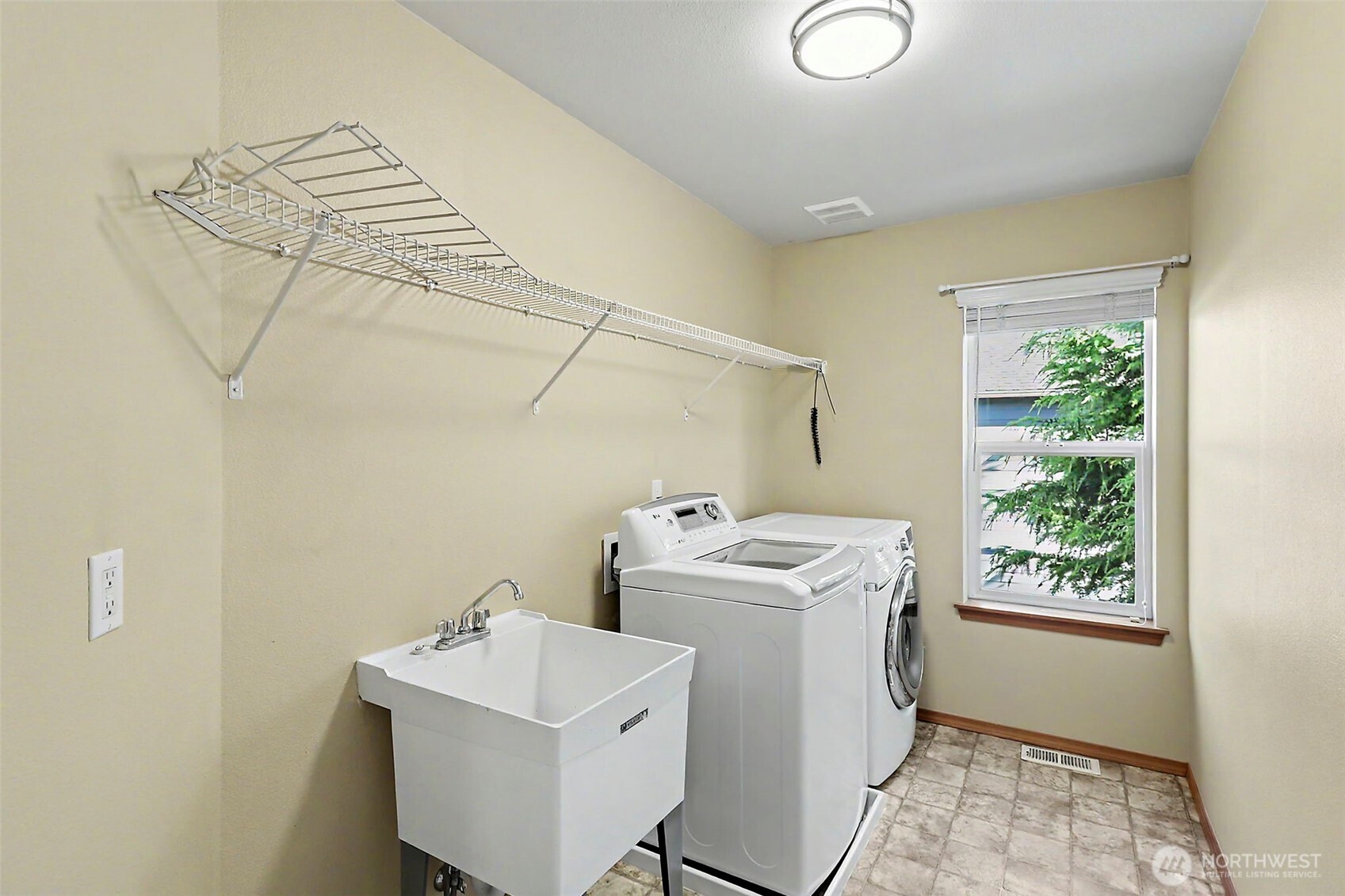 9207 226th Avenue Property Photo 22