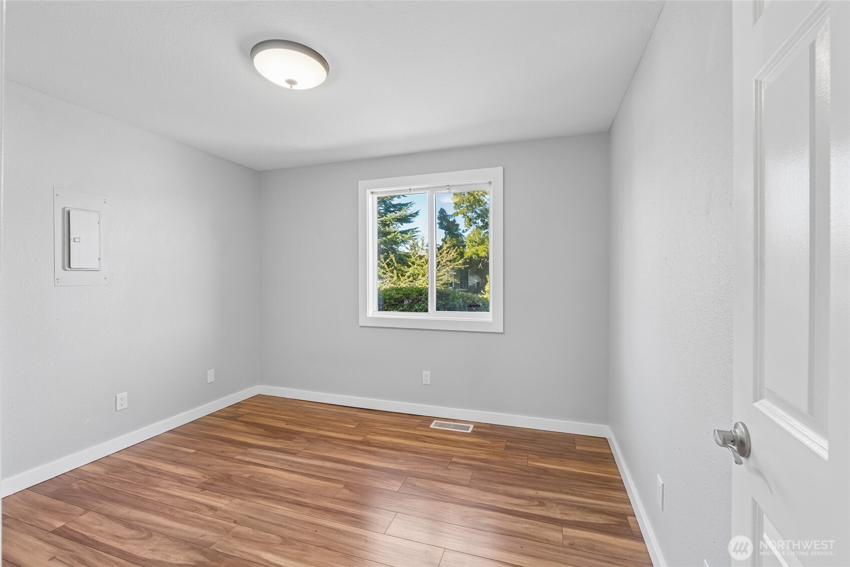 1413 S 276th Place Property Photo 15