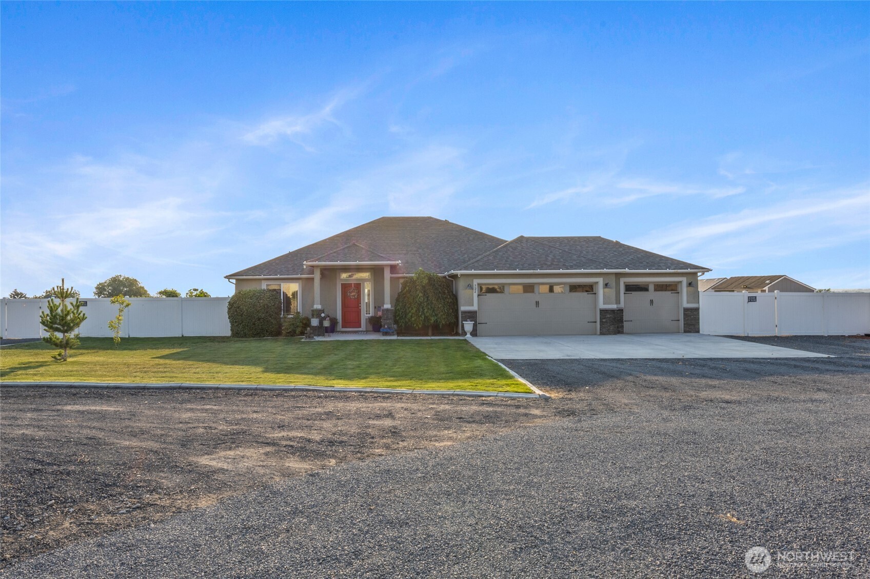 724 I.6 Property Photo 5
