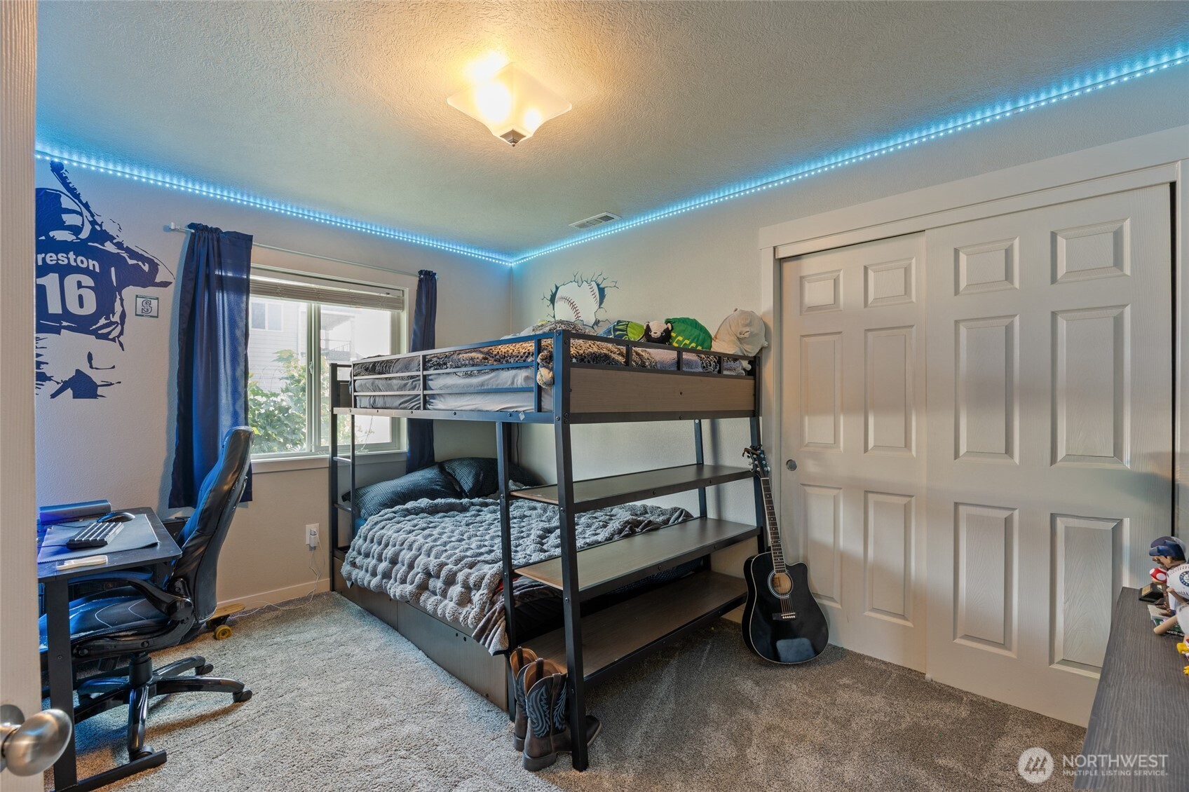 724 I.6 Property Photo 25