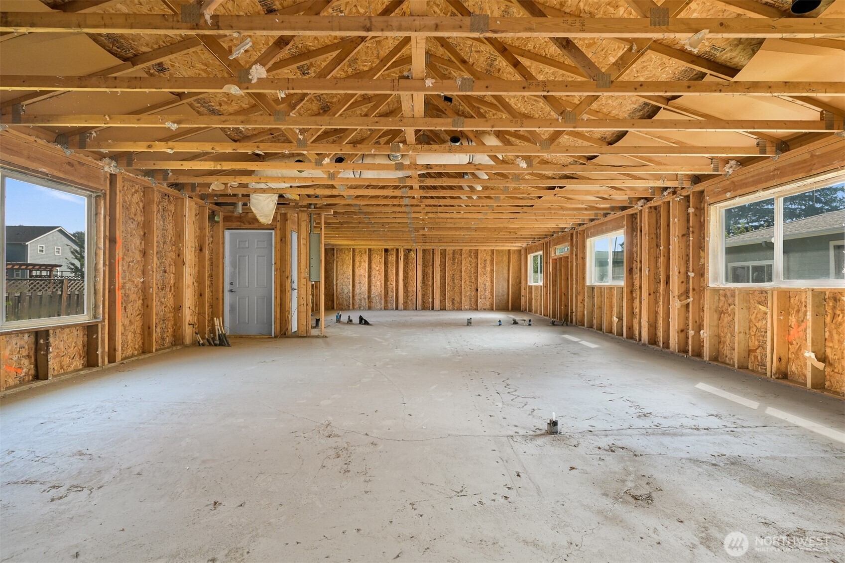 221 Front Street Property Photo 5