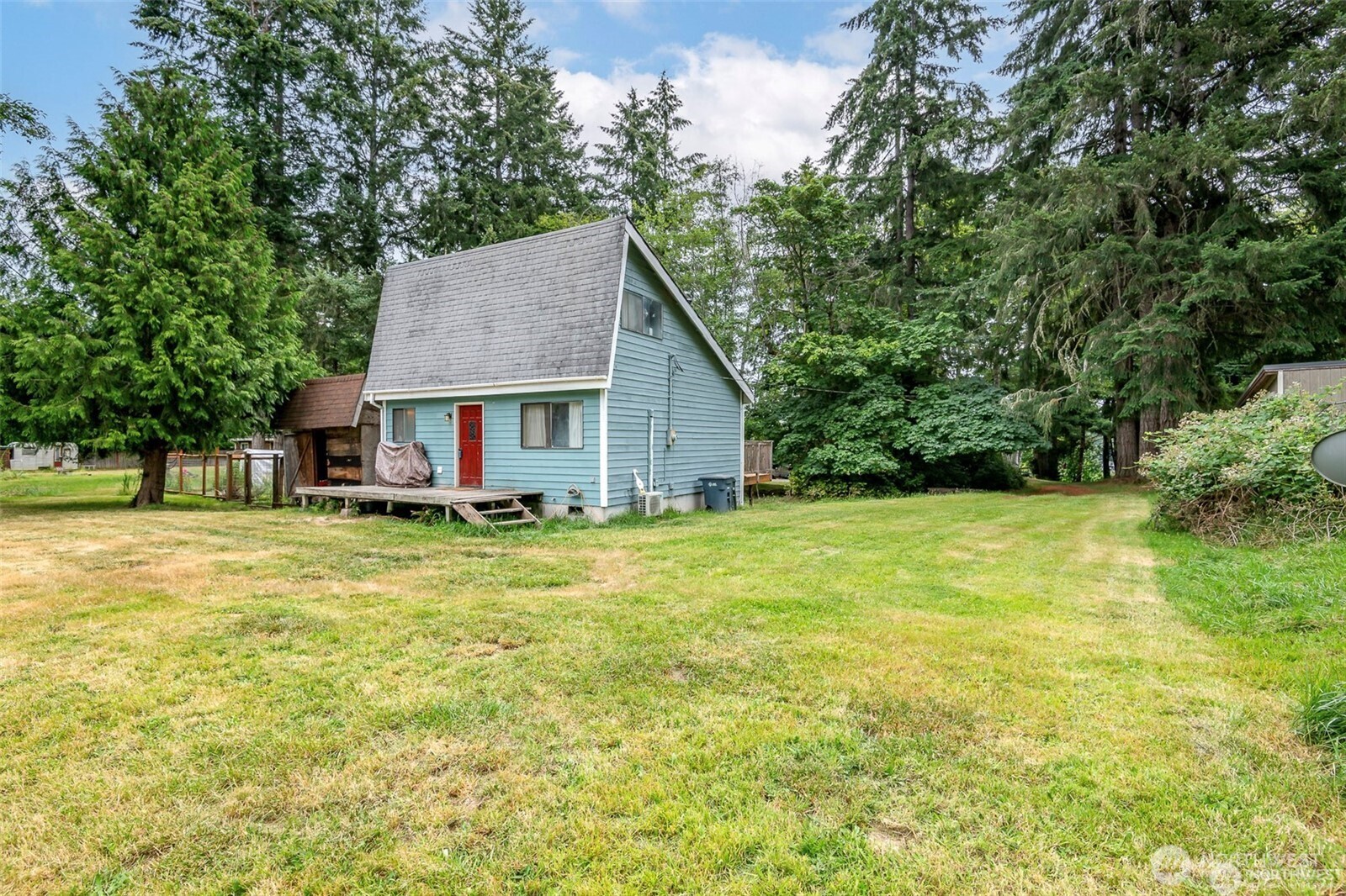 406 E Madrona Drive Property Photo 1