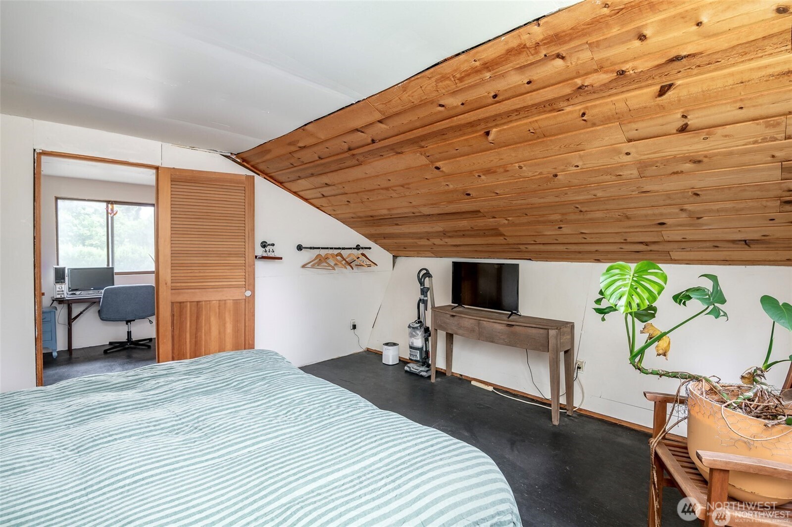 406 E Madrona Drive Property Photo 17