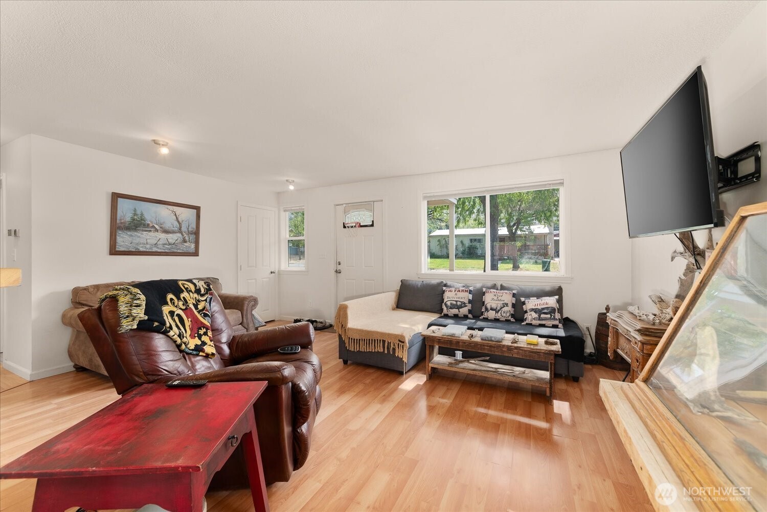 1028 Camas Street Property Photo 7