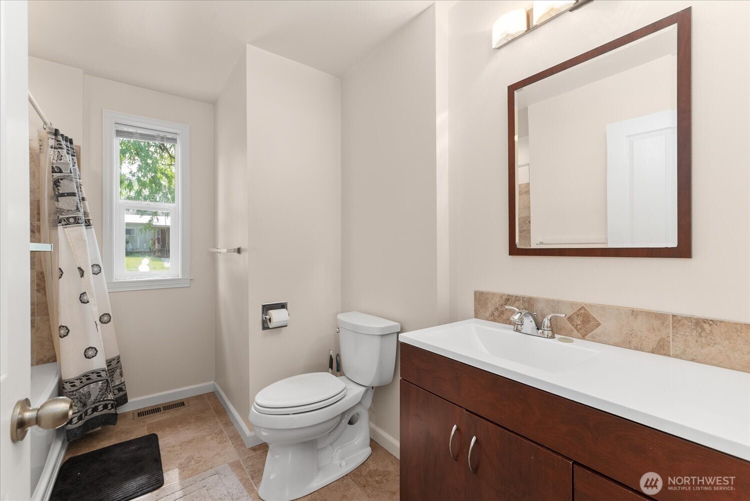 1028 Camas Street Property Photo 19