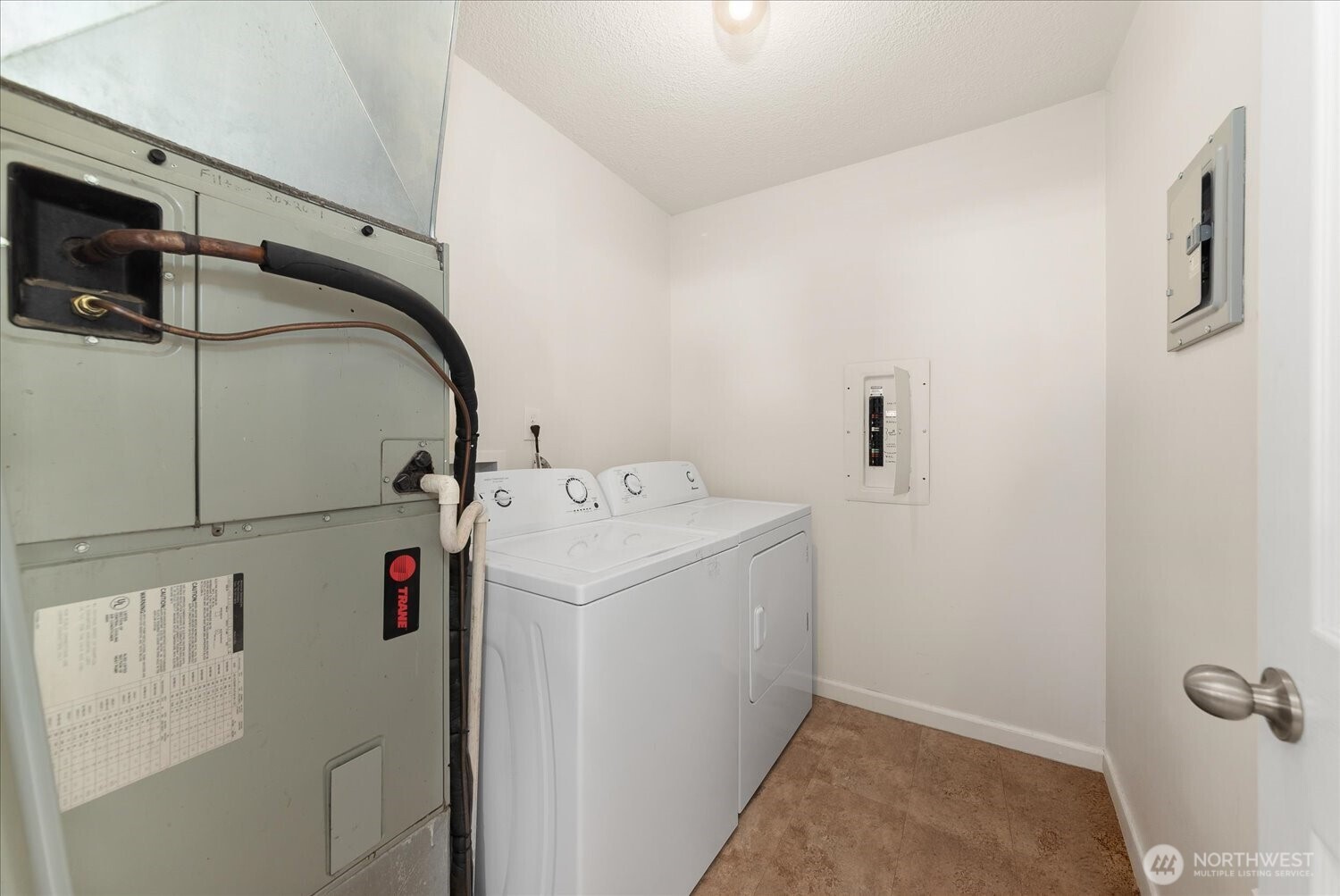1028 Camas Street Property Photo 32