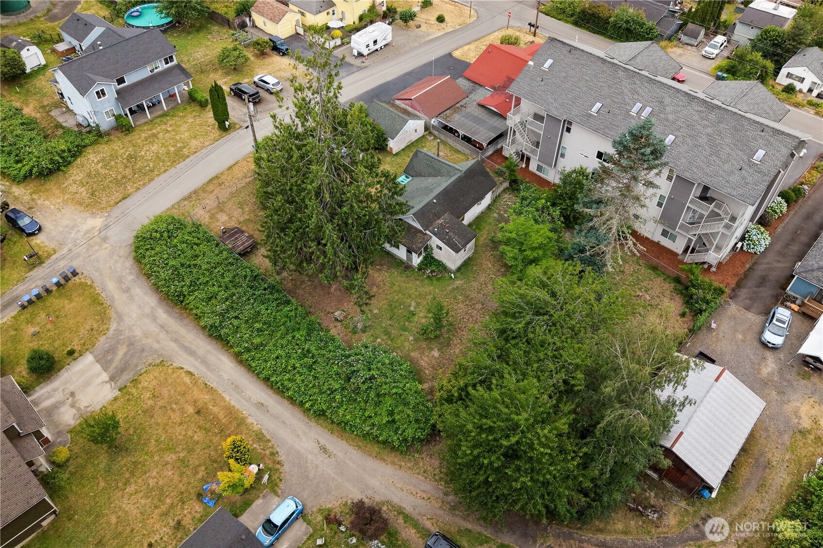 1919 Guy Wetzel Road Property Photo 3